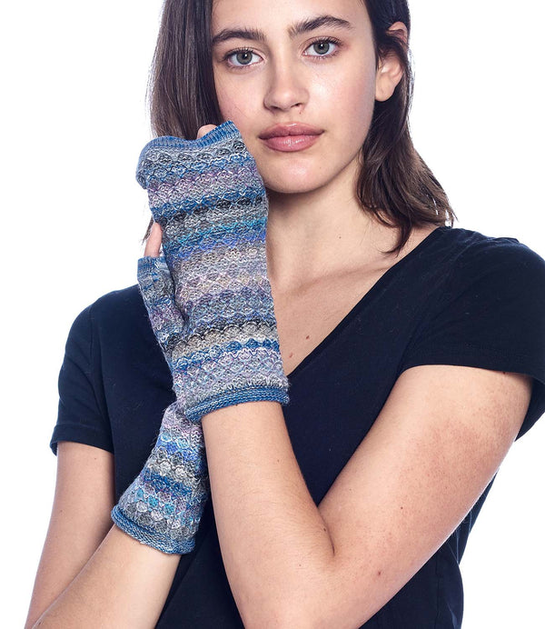 Alpaca Gloves - Printed - Berry by Shupaca
