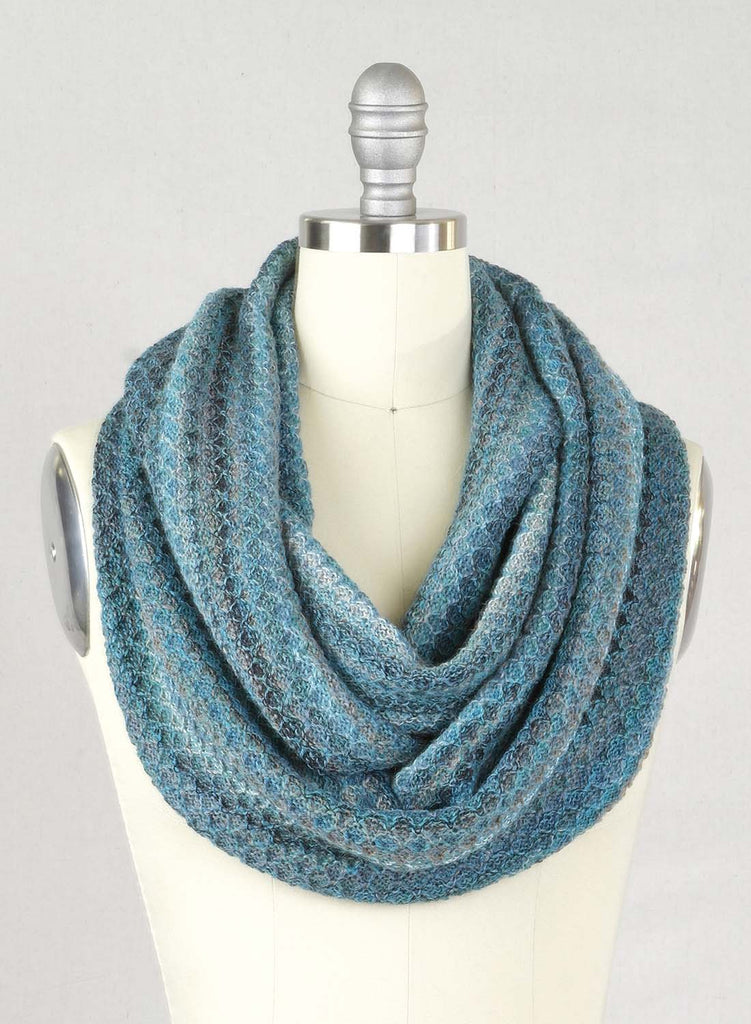 Alpaca Infinity Scarf - Printed - Azul by Shupaca