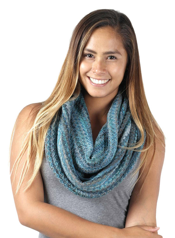 Alpaca Infinity Scarf - Printed - Azul by Shupaca