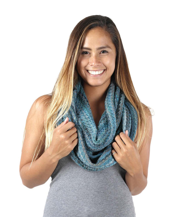 Alpaca Infinity Scarf - Printed - Azul by Shupaca