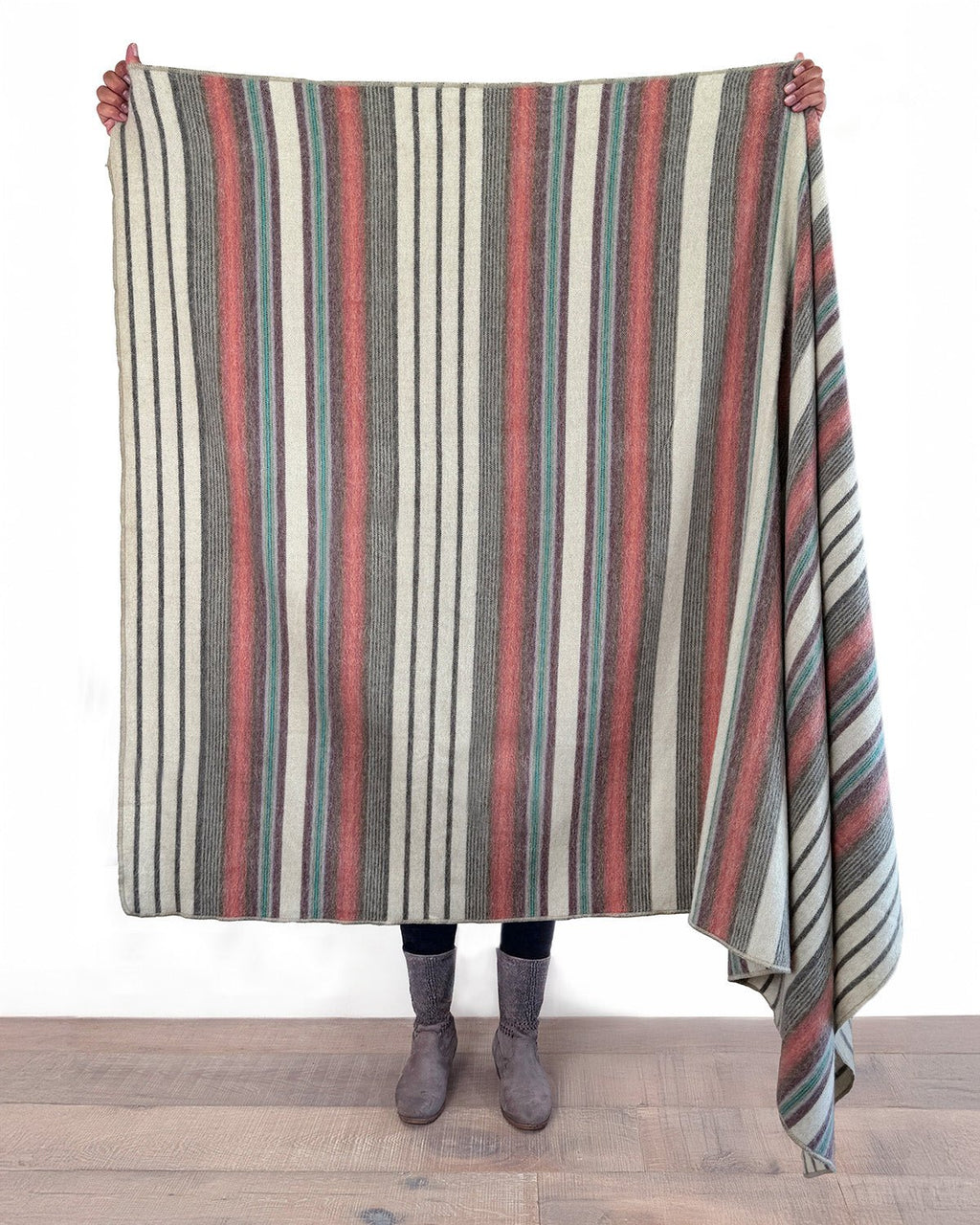 Oasis alpaca throw blanket with cream and chocolate brown blocks, Shupaca