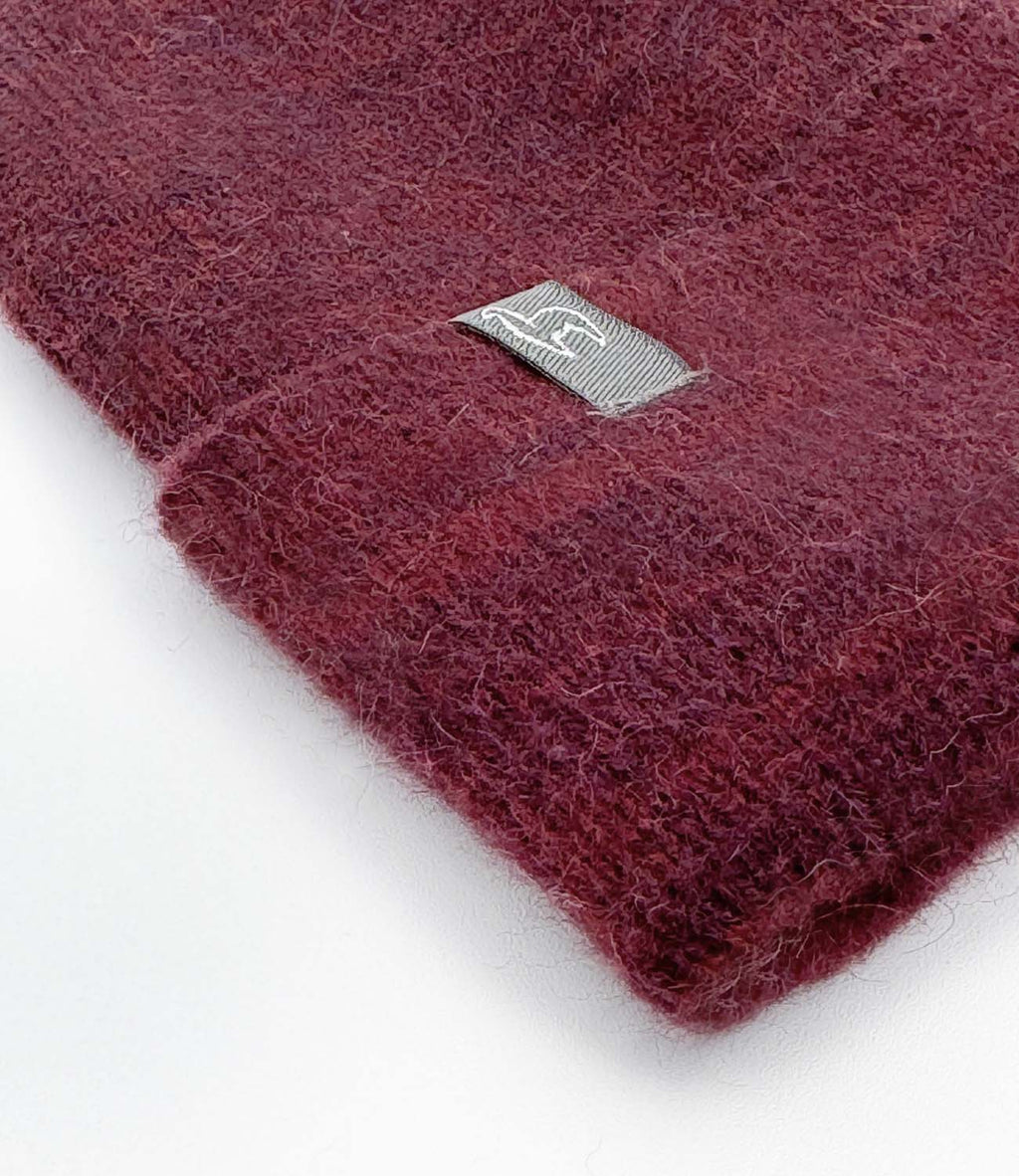 Burgundy alpaca beanie in Bergamont with maroon tones, Shupaca