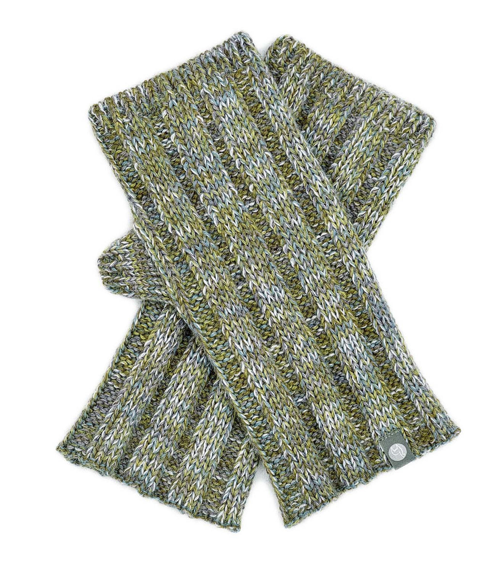 Opal alpaca gloves with accordion-ribbed texture, Shupaca