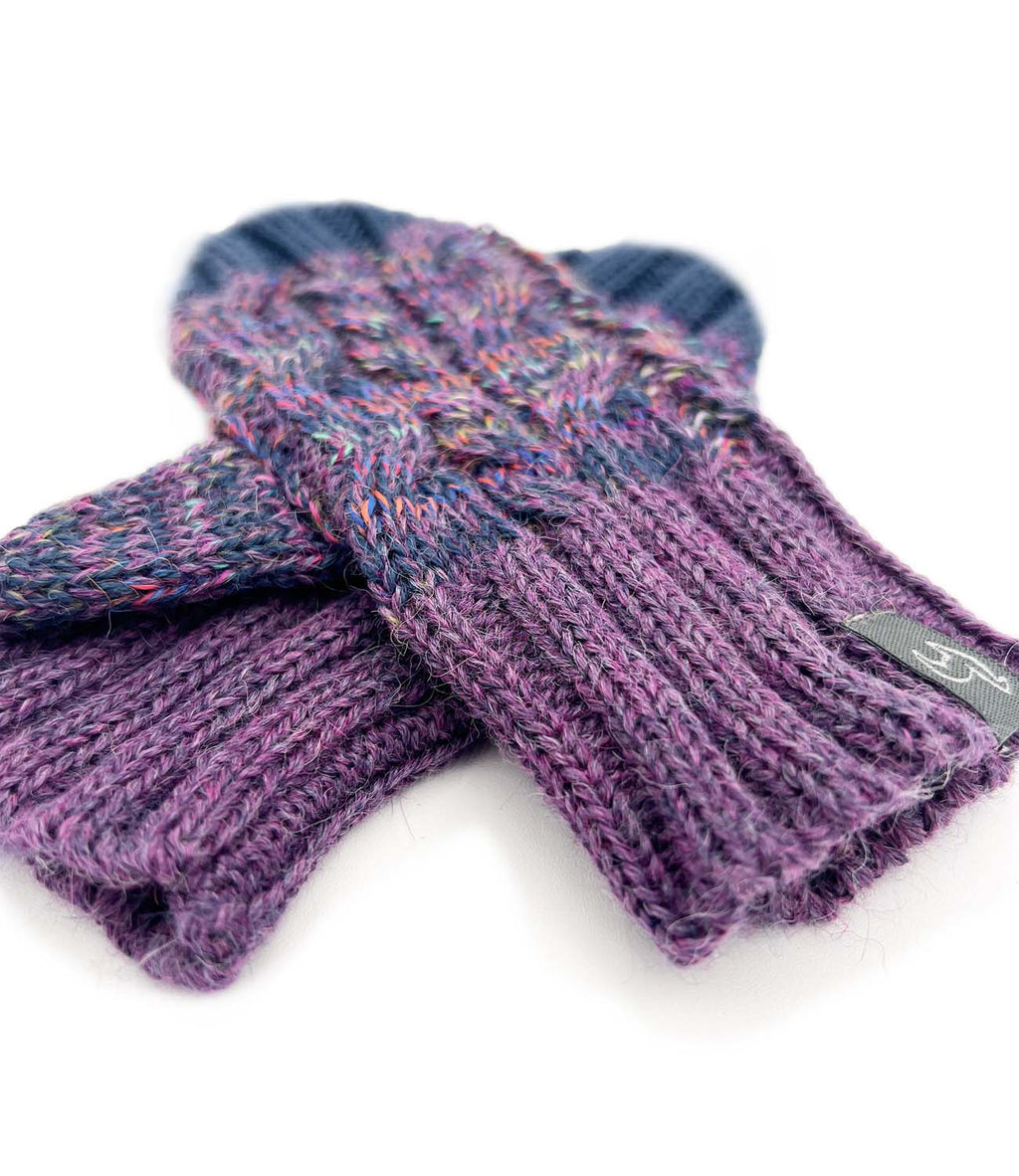 Violet Vortex kid's alpaca gloves with multicolor braid, Shupaca
