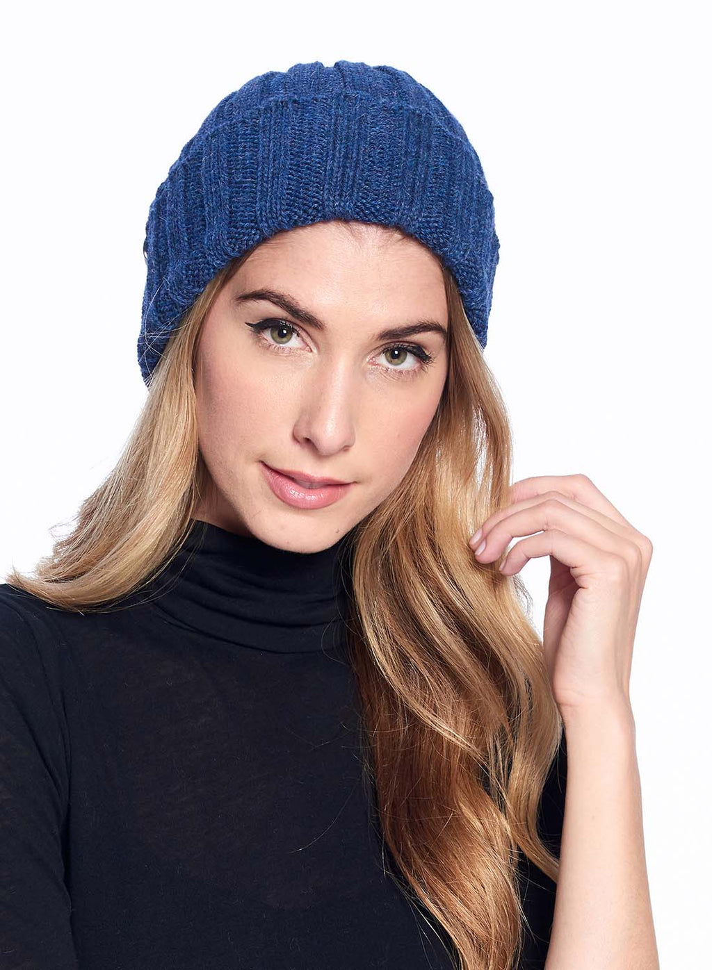Navy alpaca beanie in Azul with ocean blue tones, Shupaca