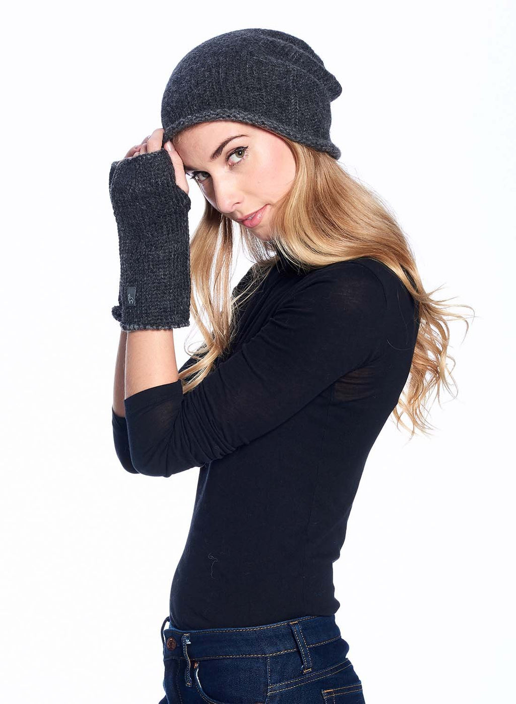 Charcoal alpaca beanie in Carbon with ribbed knit, Shupaca