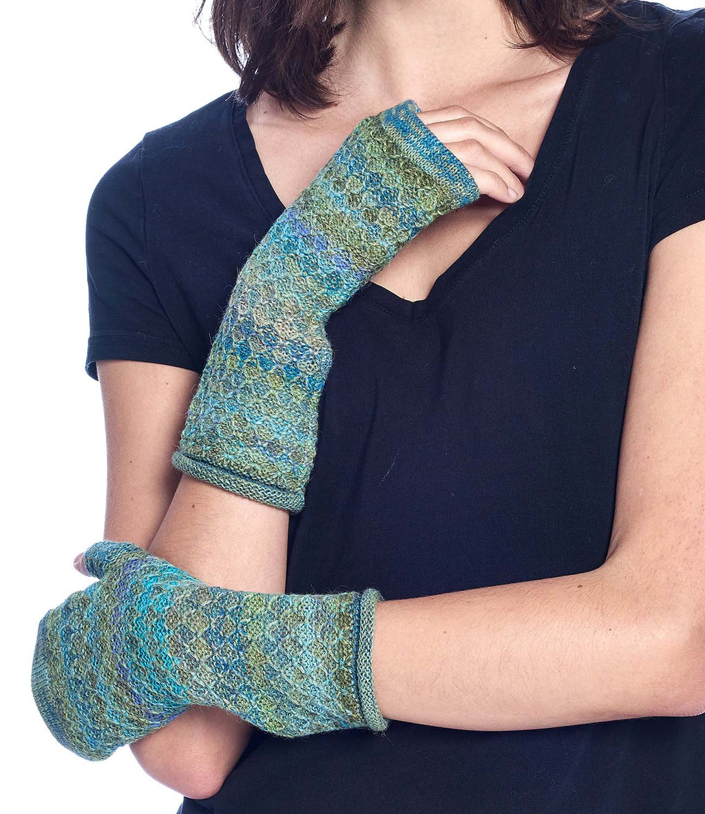 Green alpaca gloves in Seaweed with ocean blue accents, Shupaca