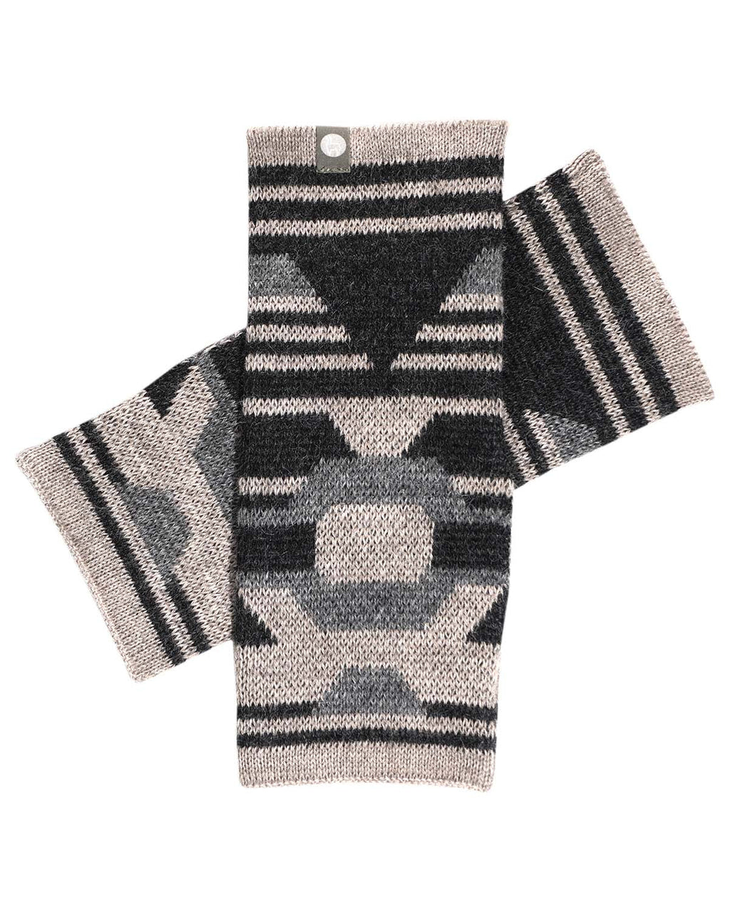 Monochrome alpaca gloves with geometric Incan pattern, Shupaca